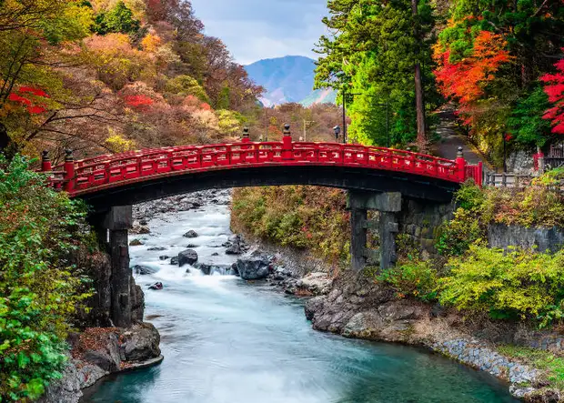 Autumn in Japan: Best Places to See Autumn Leaves (Kōyō) and Seasonal Highlights