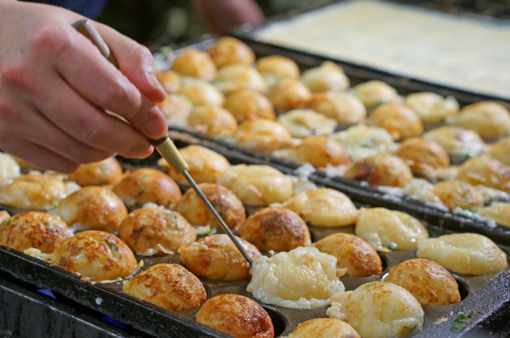 What to Eat in Osaka: A Real Food Guide to Dotonbori and Beyond